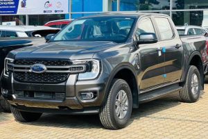 Ford Ranger XLS 2024 Màu Ghi