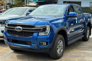 Ford Ranger XLS 2024 Màu Xanh